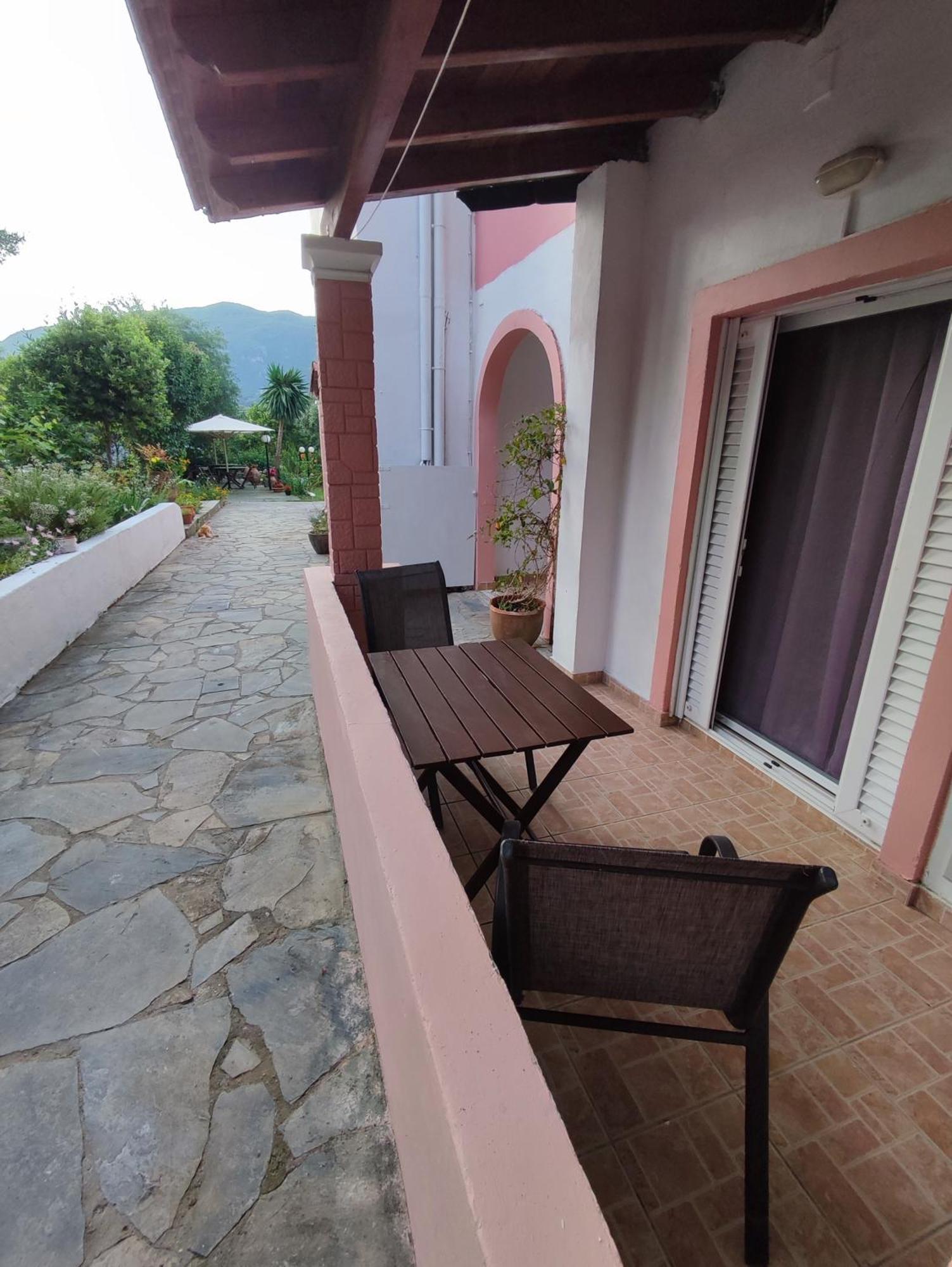 Villa Avra Dassia  Zewnętrze zdjęcie
