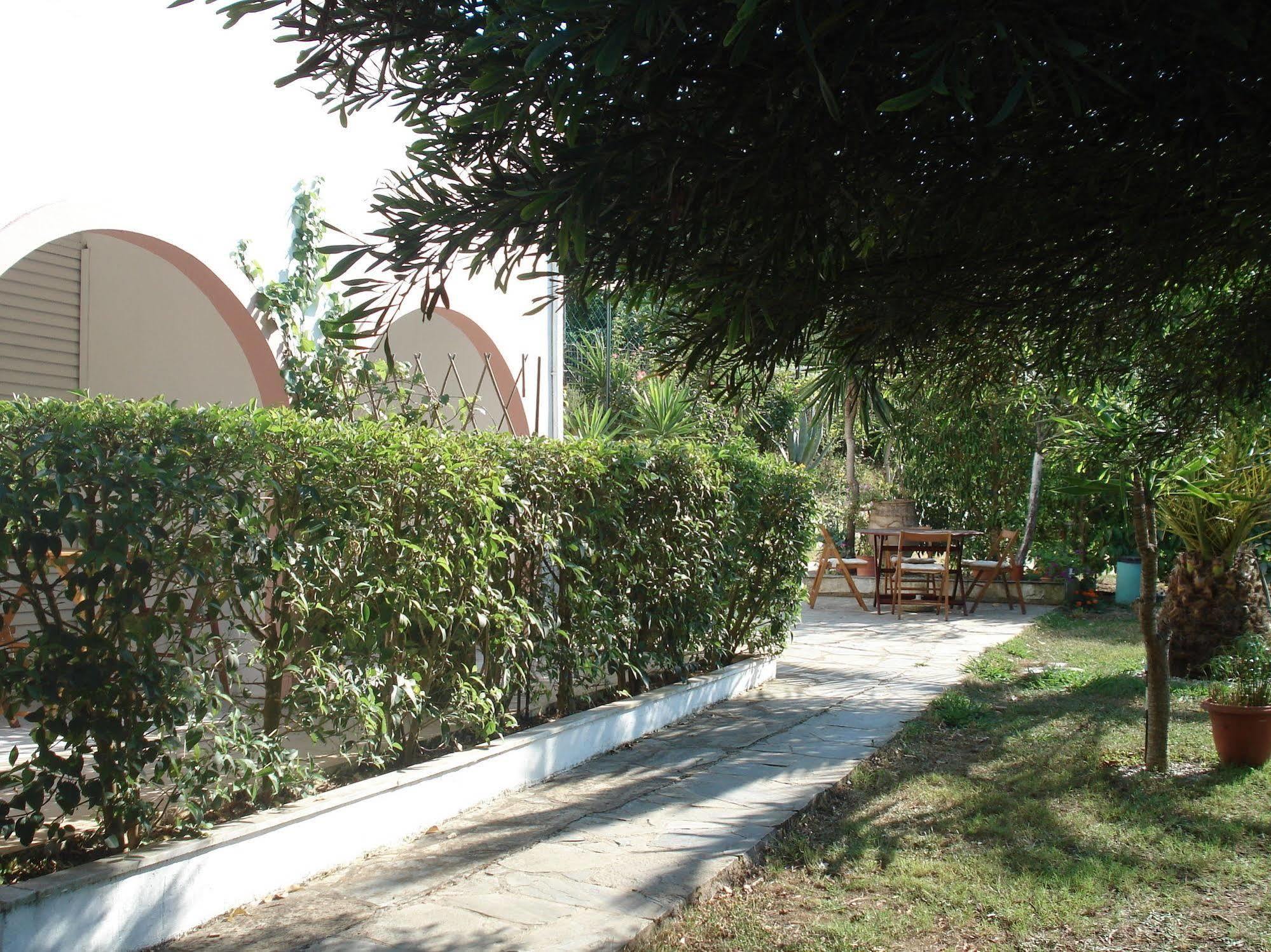 Villa Avra Dassia  Zewnętrze zdjęcie