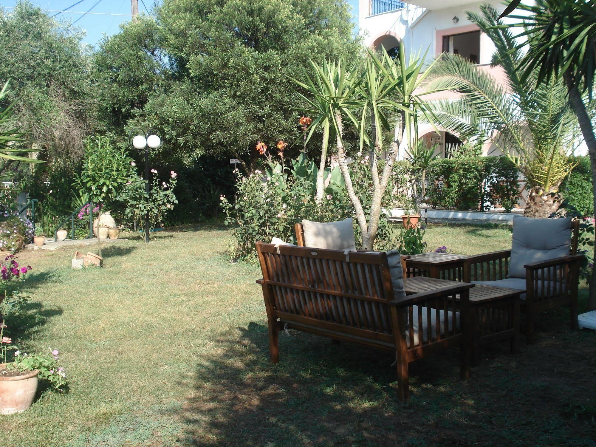 Villa Avra Dassia  Zewnętrze zdjęcie